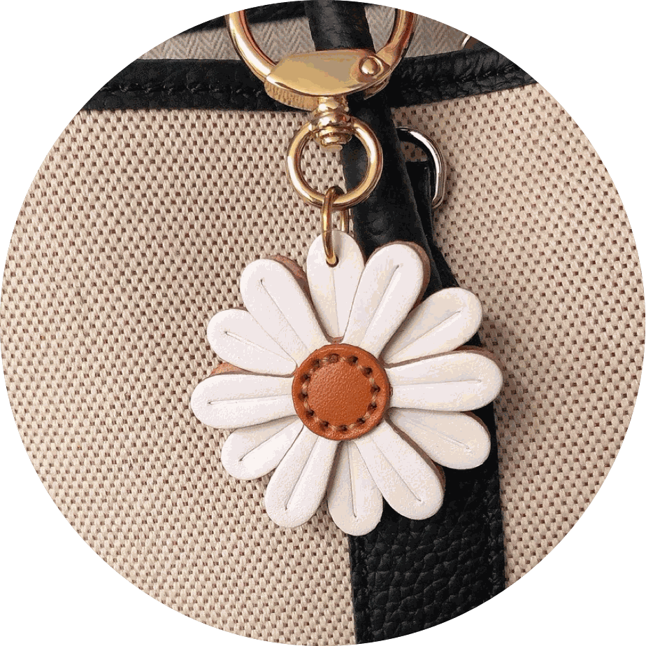 Leather Bag Charm - Customized Daisy Flower Keychain | WittyWilding
