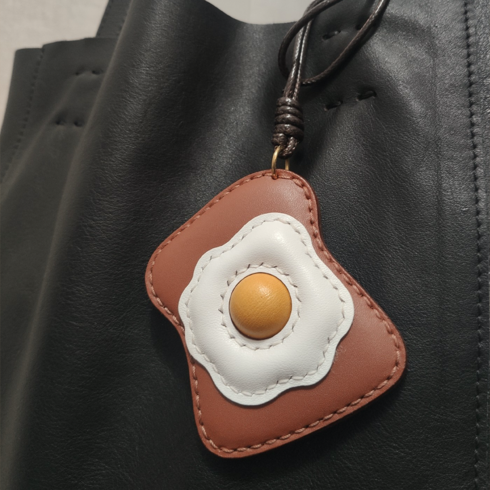 Leather Bag Charm – Toast with Eggs / A Delicious Breakfast Keychain