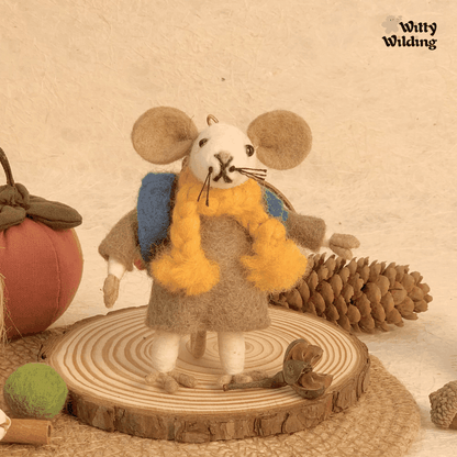 Wool Needle Felting-Coat Mouse with backpack,Christmas Decoration